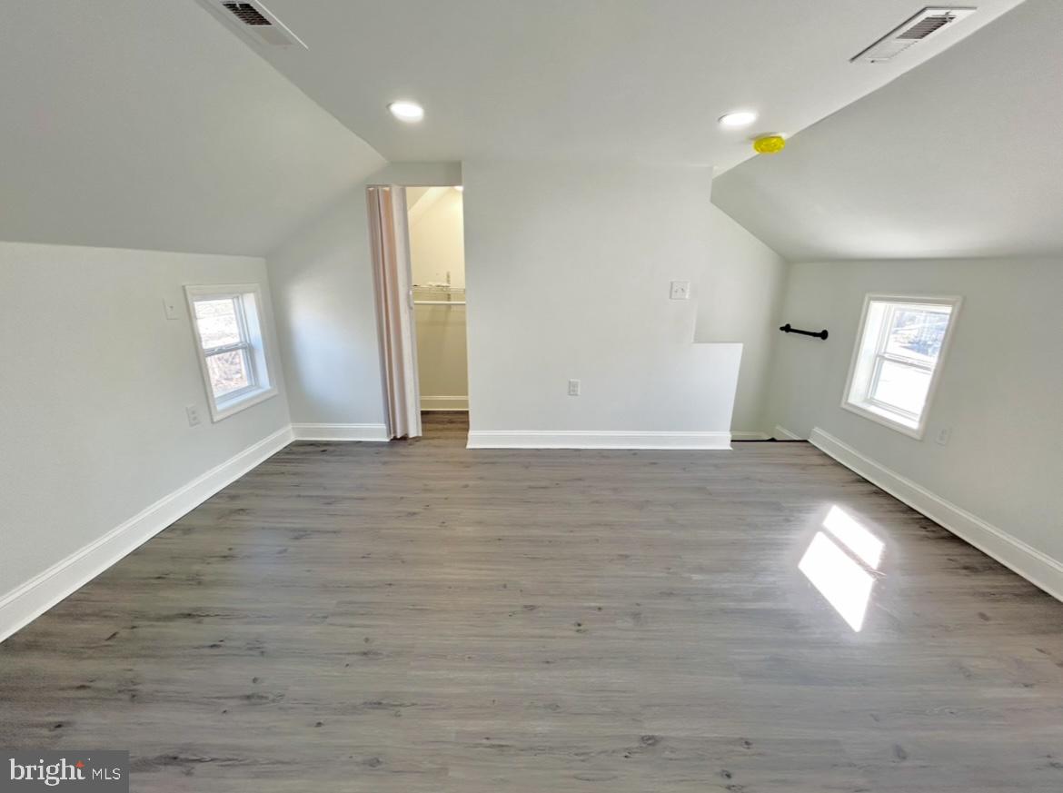 123 Market St Property Photo 25