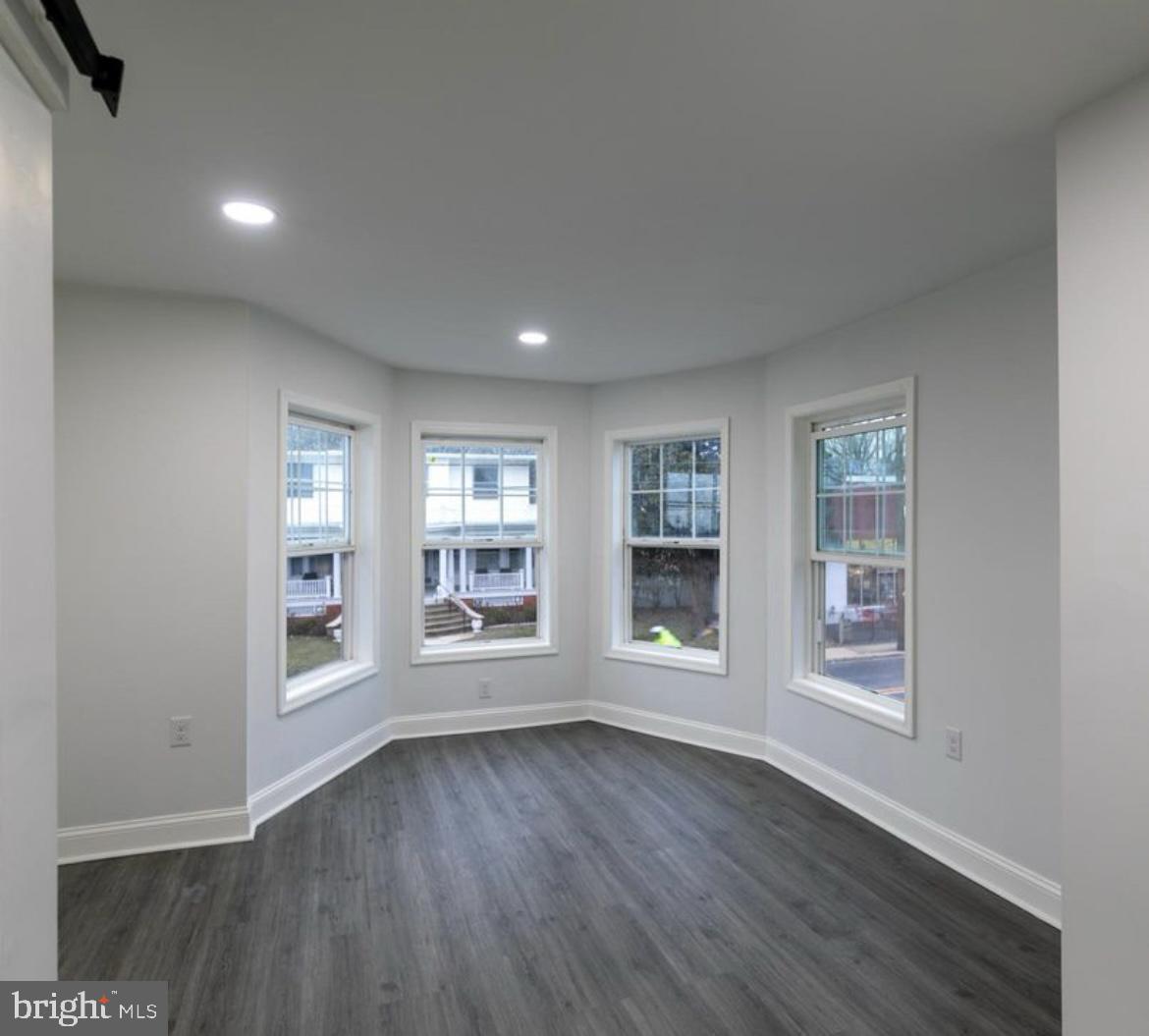 123 Market St Property Photo 29