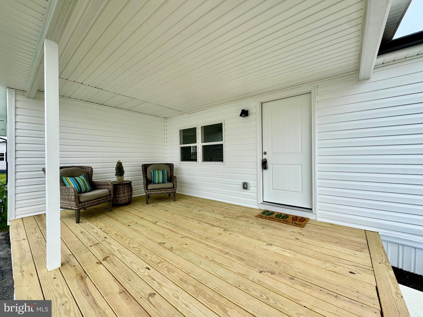 14 Colonial Ln #15590 Property Photo 3