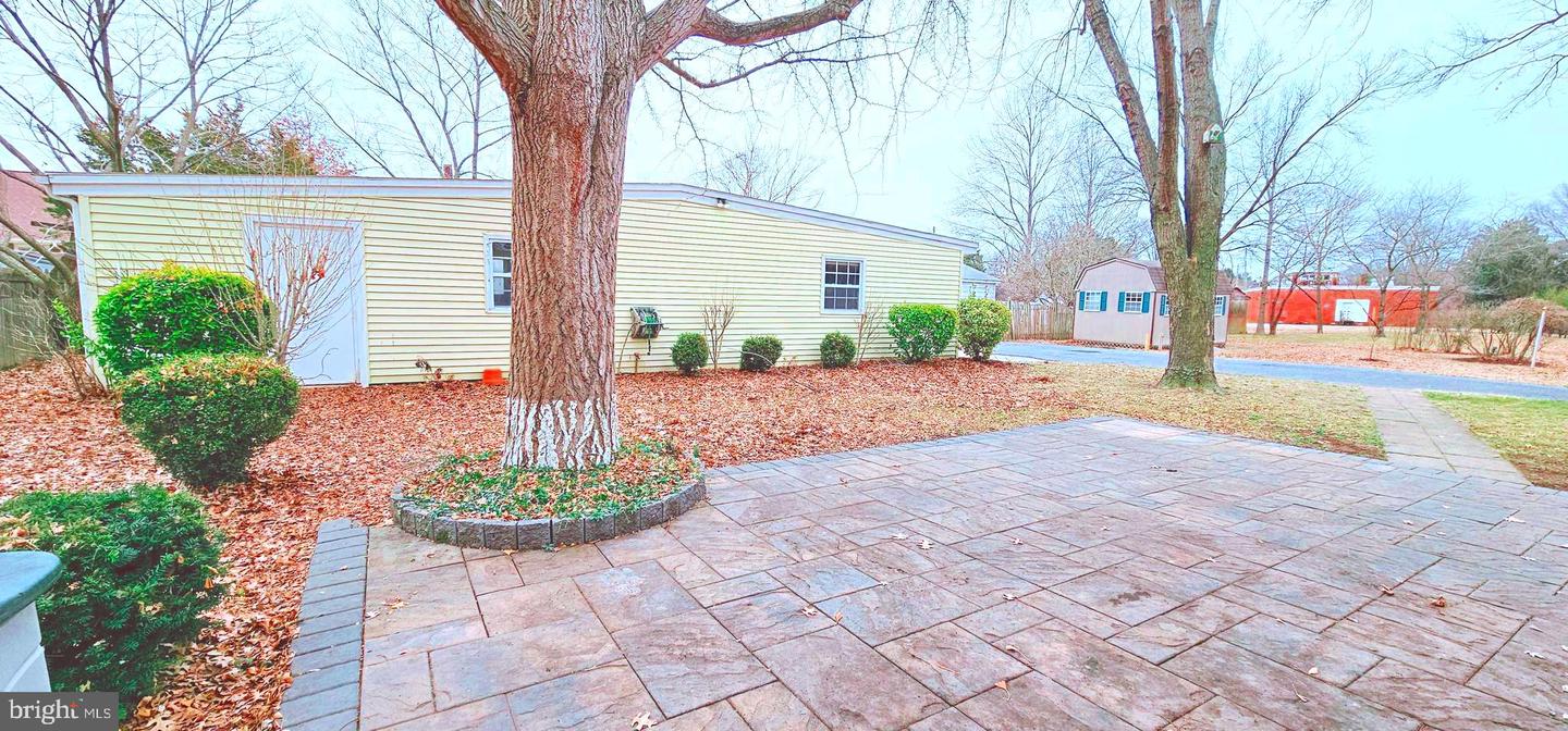 321 S Walnut St Property Photo 19
