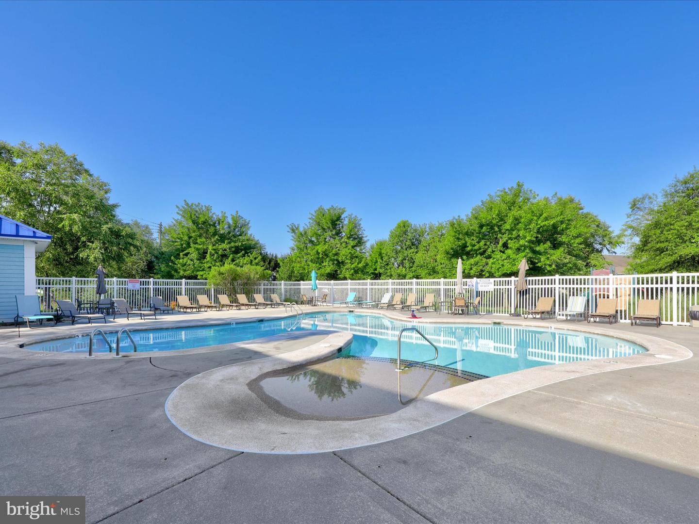 27377 Clearview Cir Property Photo 71