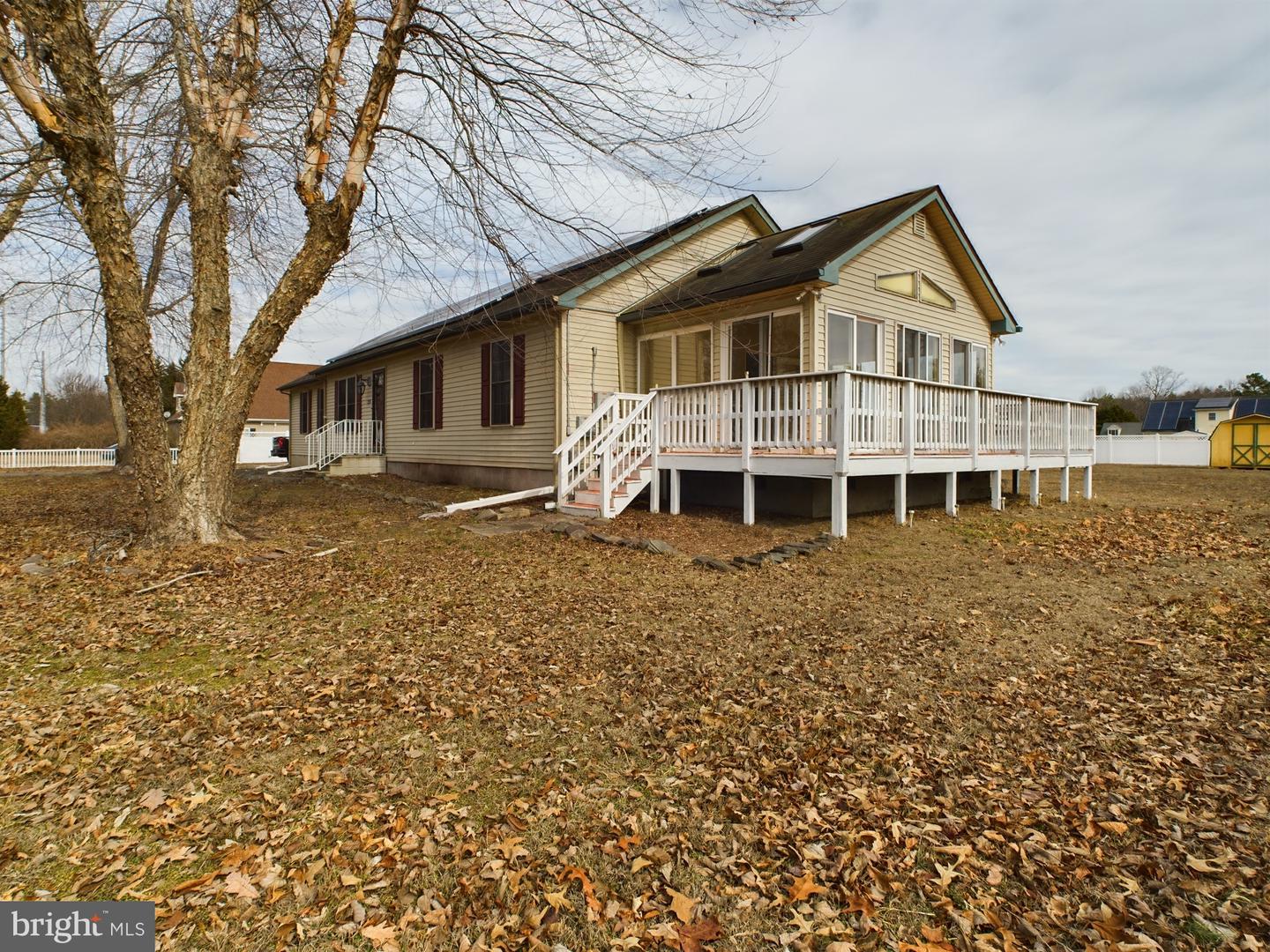 23338 Park Ave Property Photo 14