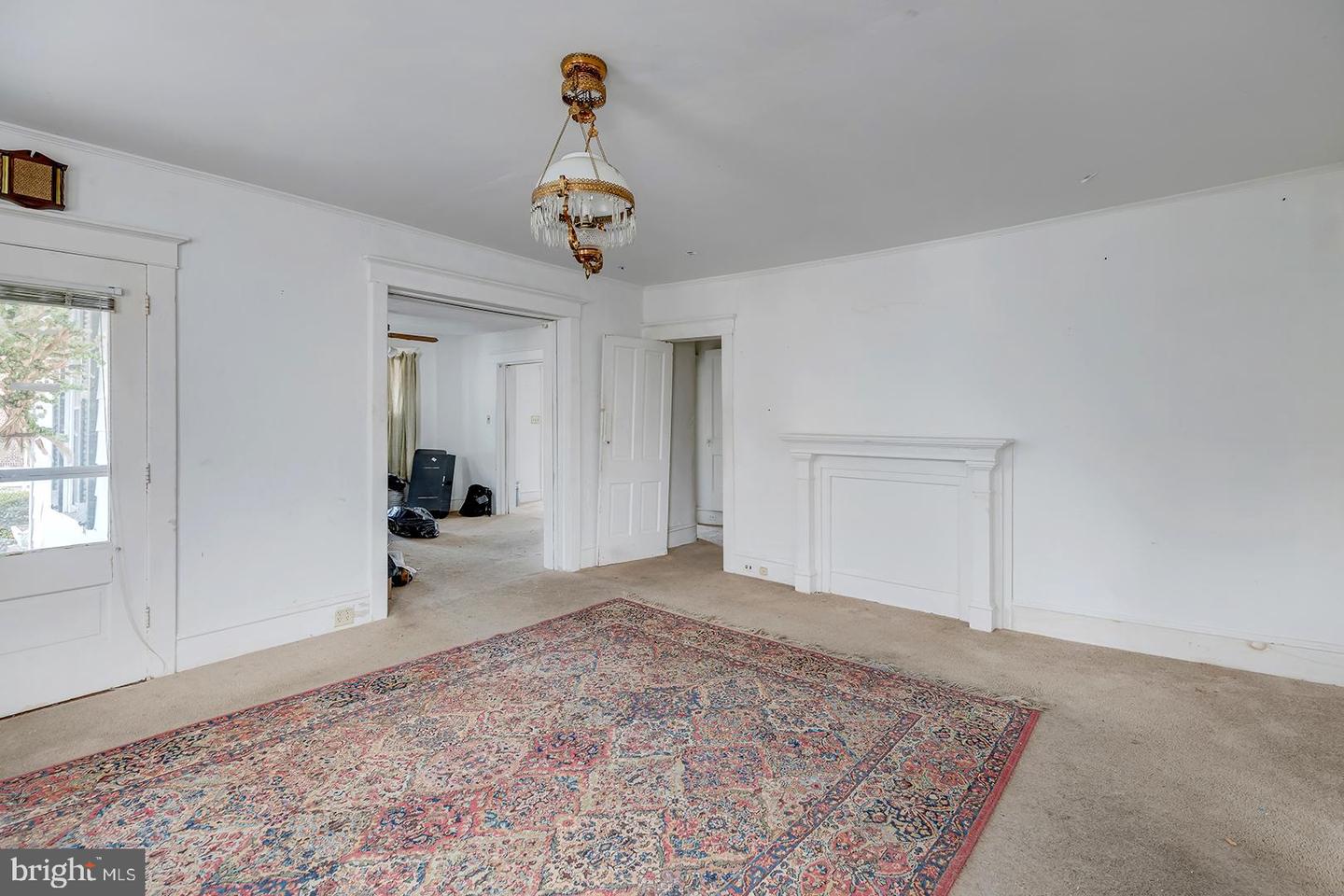 402 Pine St Property Photo 4