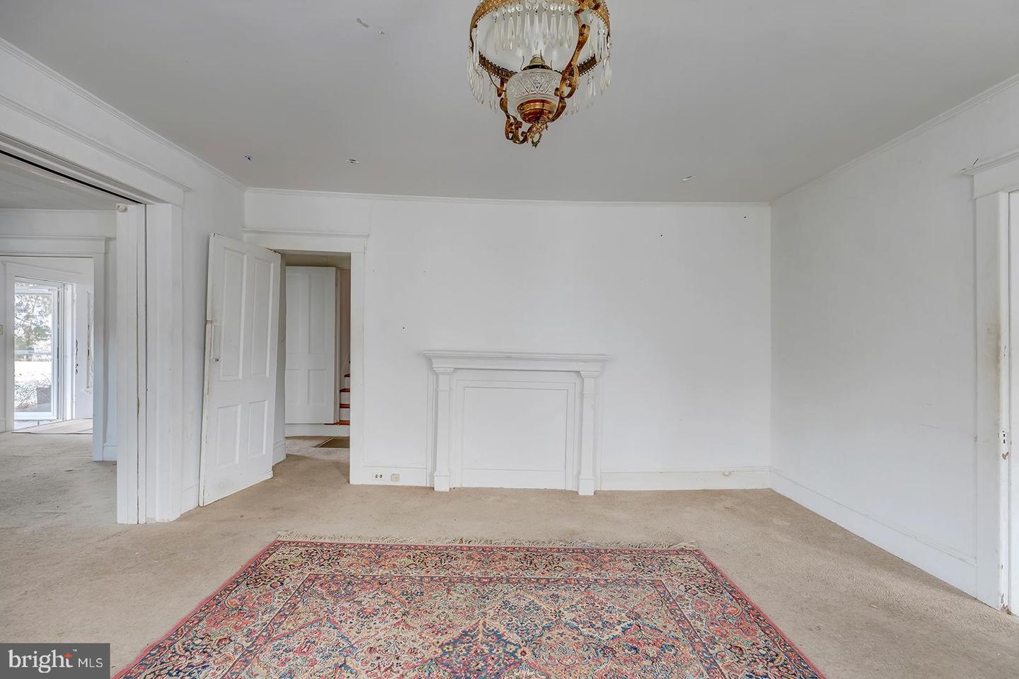 402 Pine St Property Photo 17