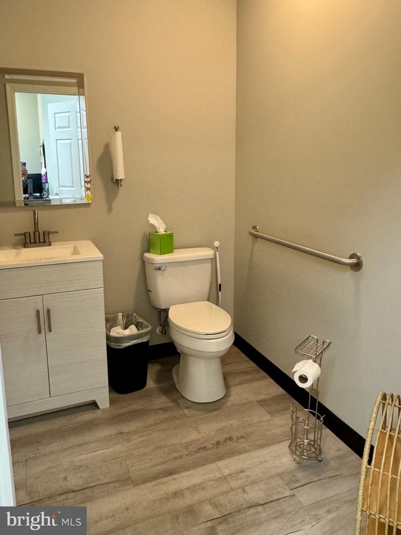 19413 Jingle Shell Way #4 Property Photo 17