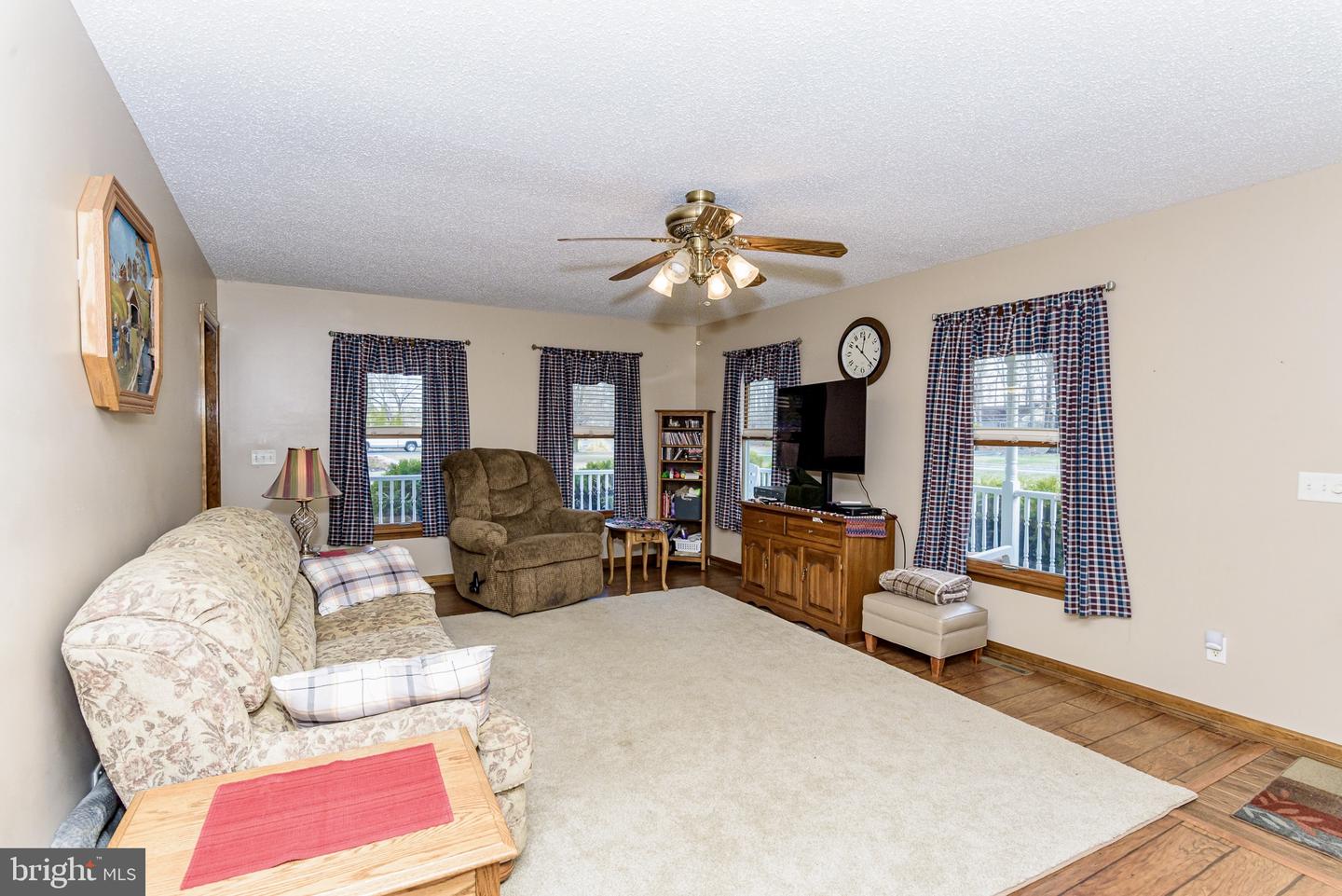24604 Peterkins Rd Property Photo 8