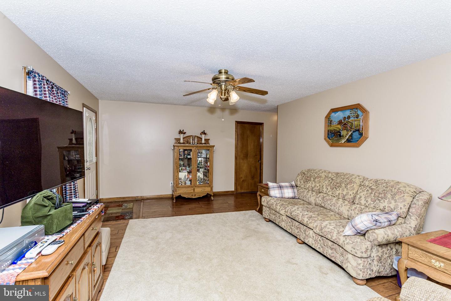 24604 Peterkins Rd Property Photo 9