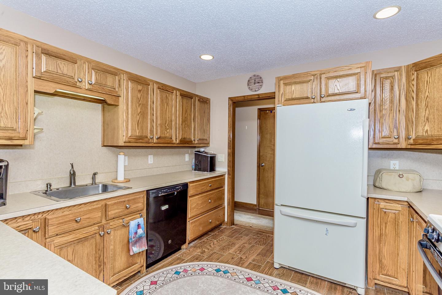 24604 Peterkins Rd Property Photo 16
