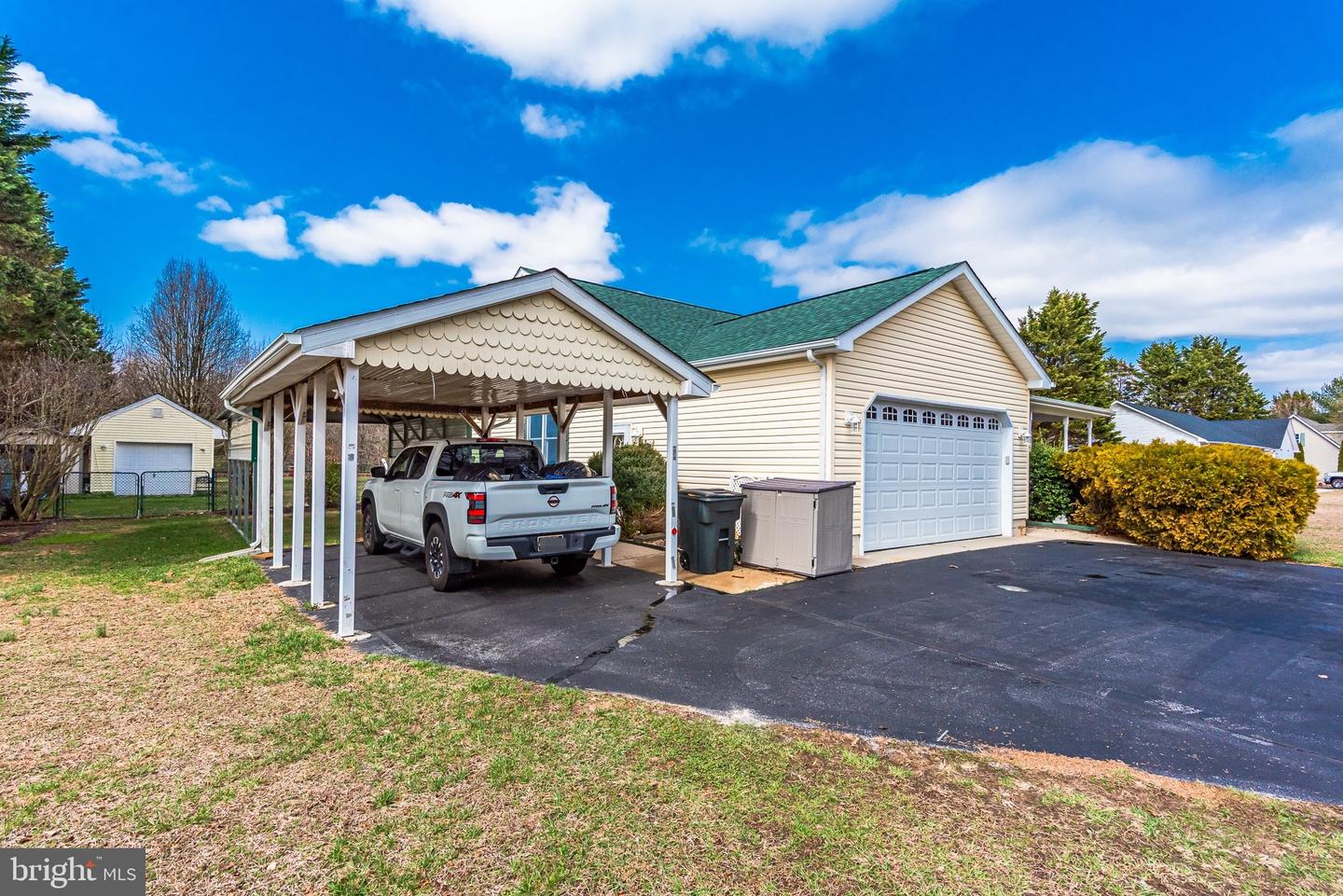 24604 Peterkins Rd Property Photo 37