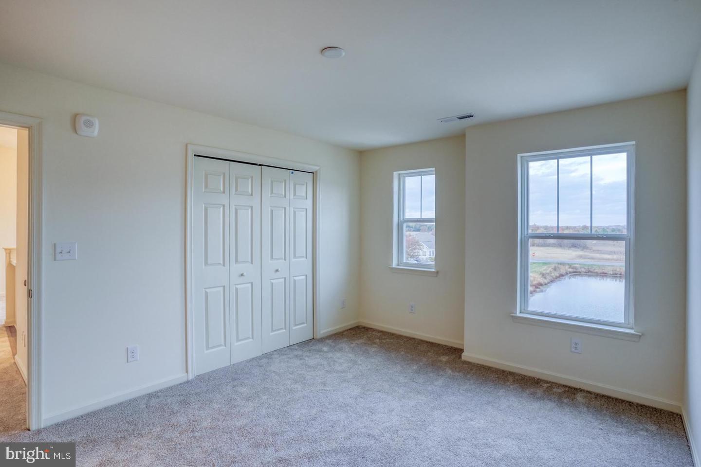 4902 E Pebble Ln #e Property Photo 19