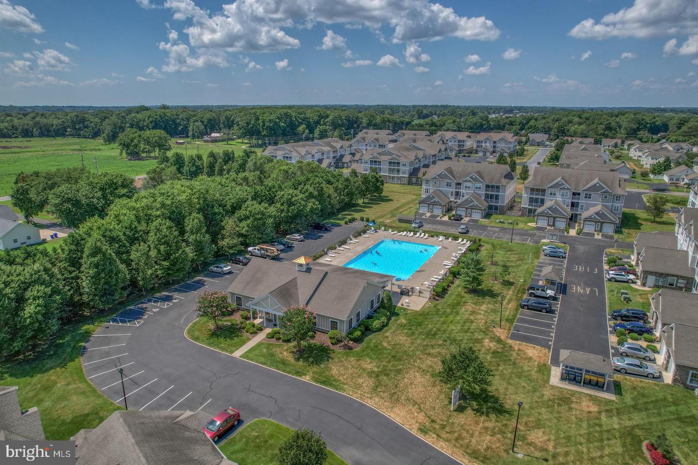 4902 E Pebble Ln #e Property Photo 36