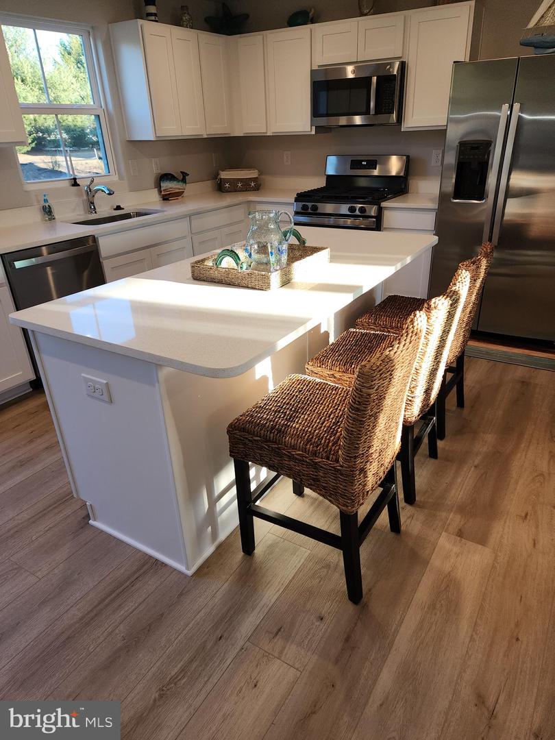 30089 Moorings Reach Property Photo 16