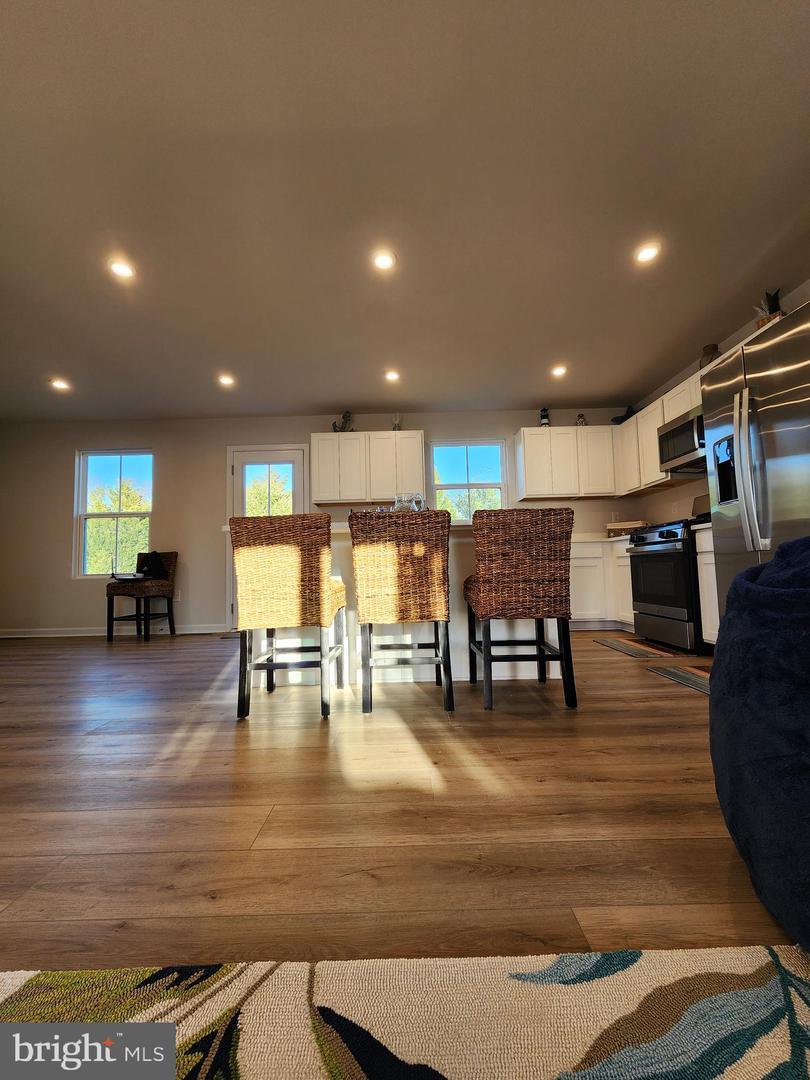 30089 Moorings Reach Property Photo 17