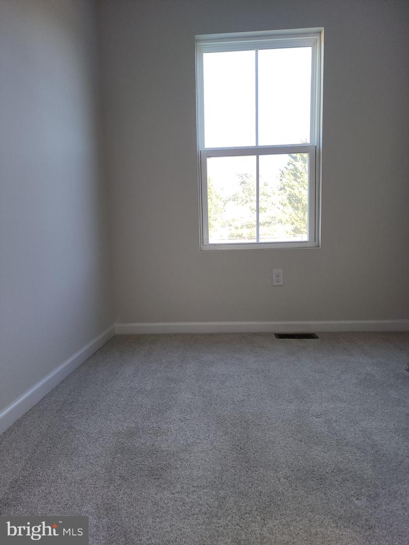 30089 Moorings Reach Property Photo 25