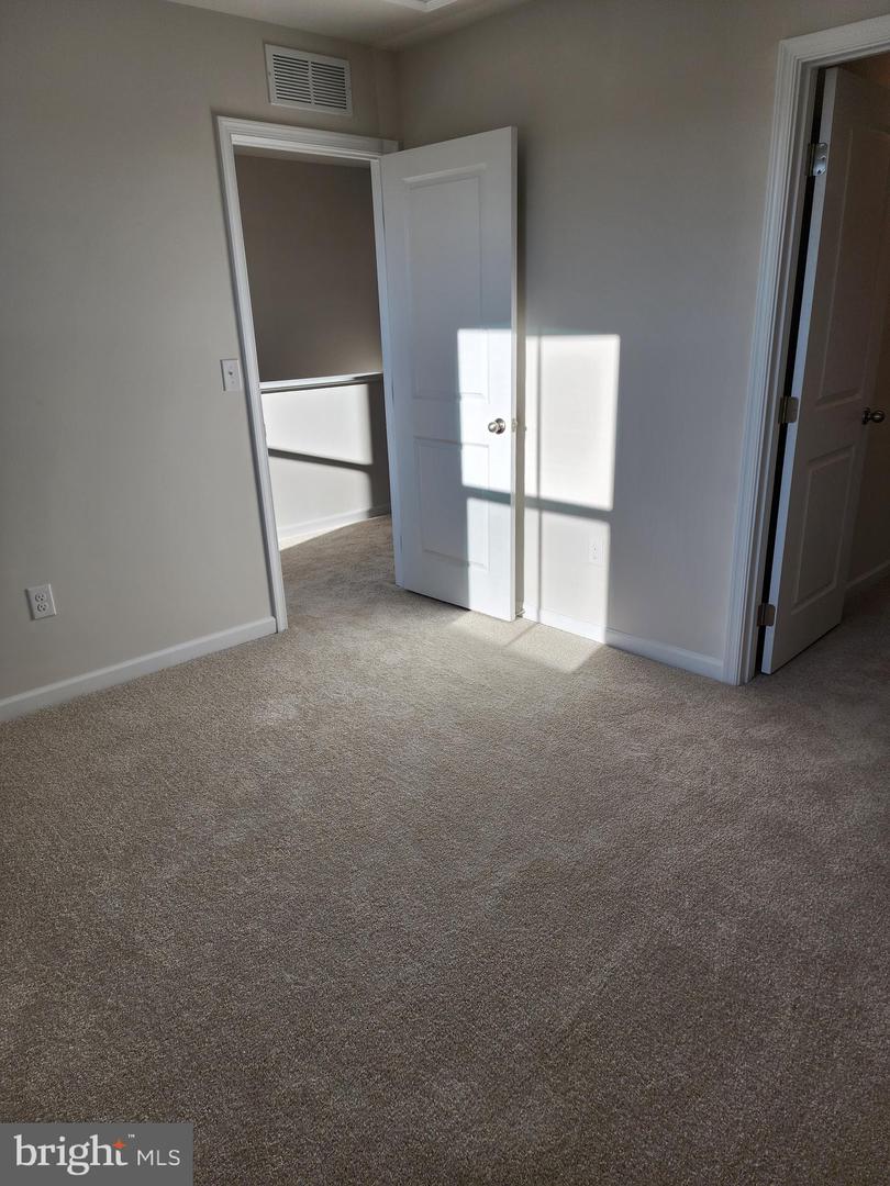 30089 Moorings Reach Property Photo 34