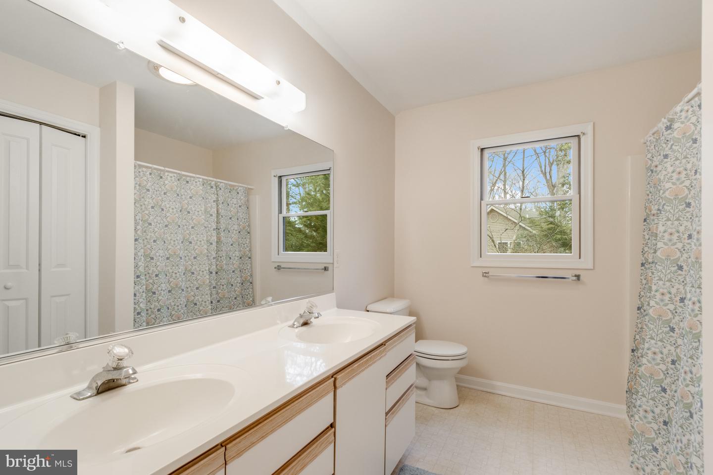 214 Waterford Dr Property Photo 76