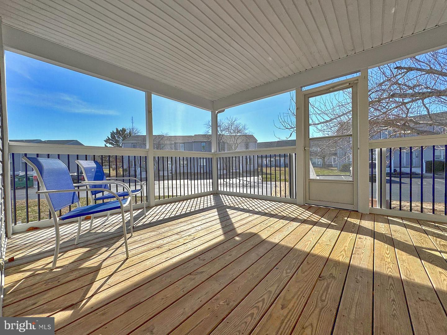 38272 Thistle Ct #2-37 Property Photo 2