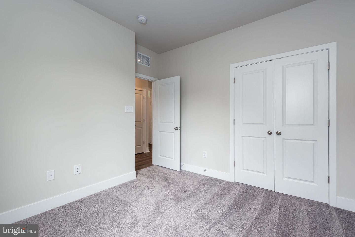 31818 Shad Creek Way Property Photo 12