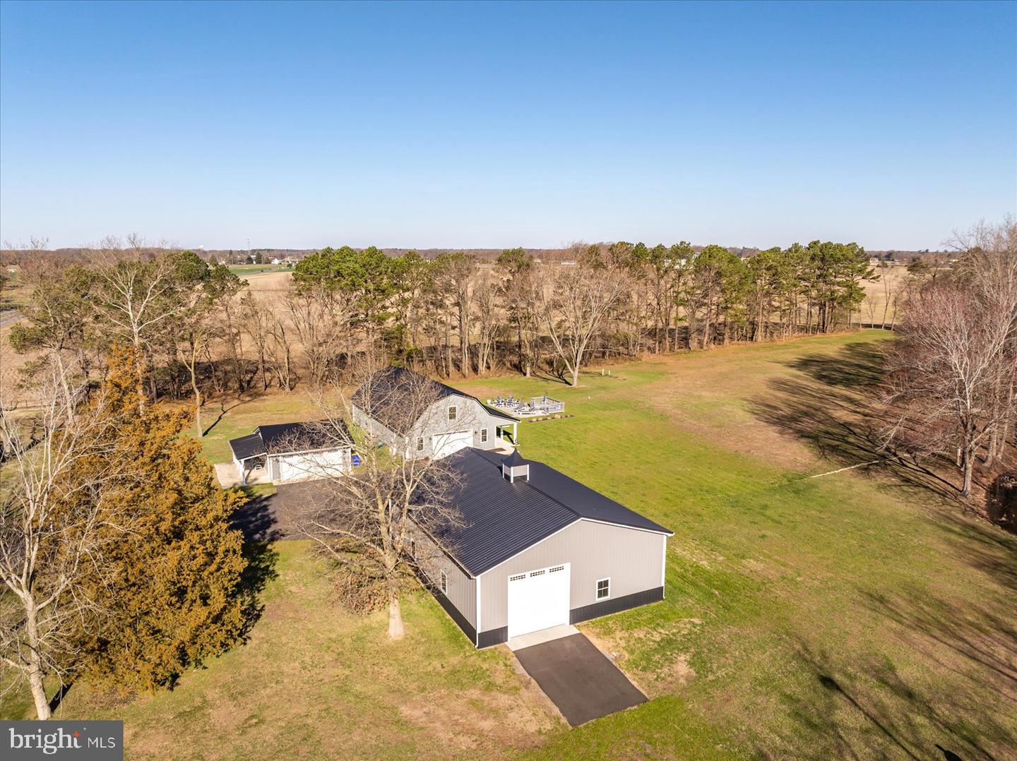 10463 N Beach Hwy Property Photo 8