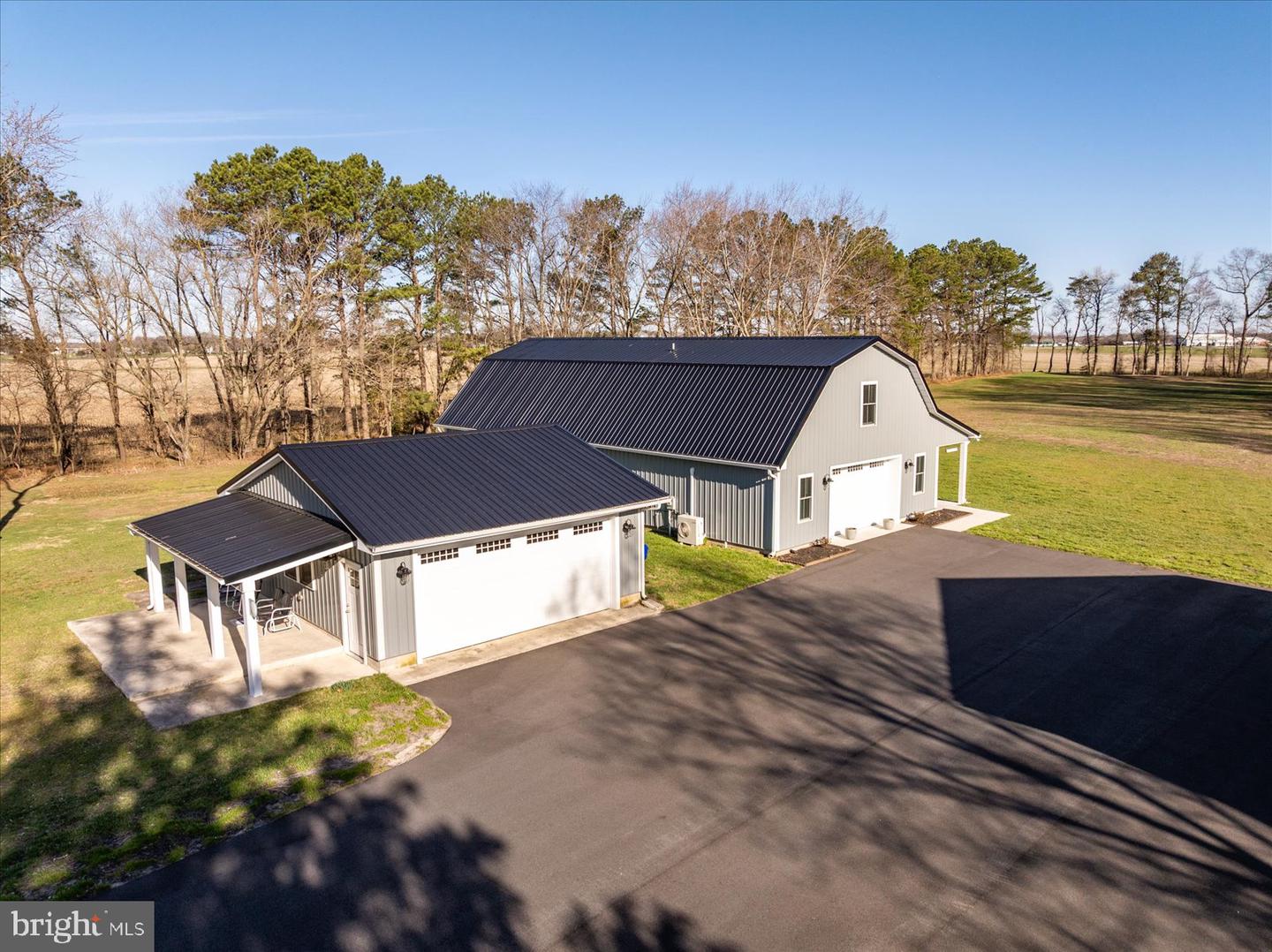 10463 N Beach Hwy Property Photo 11