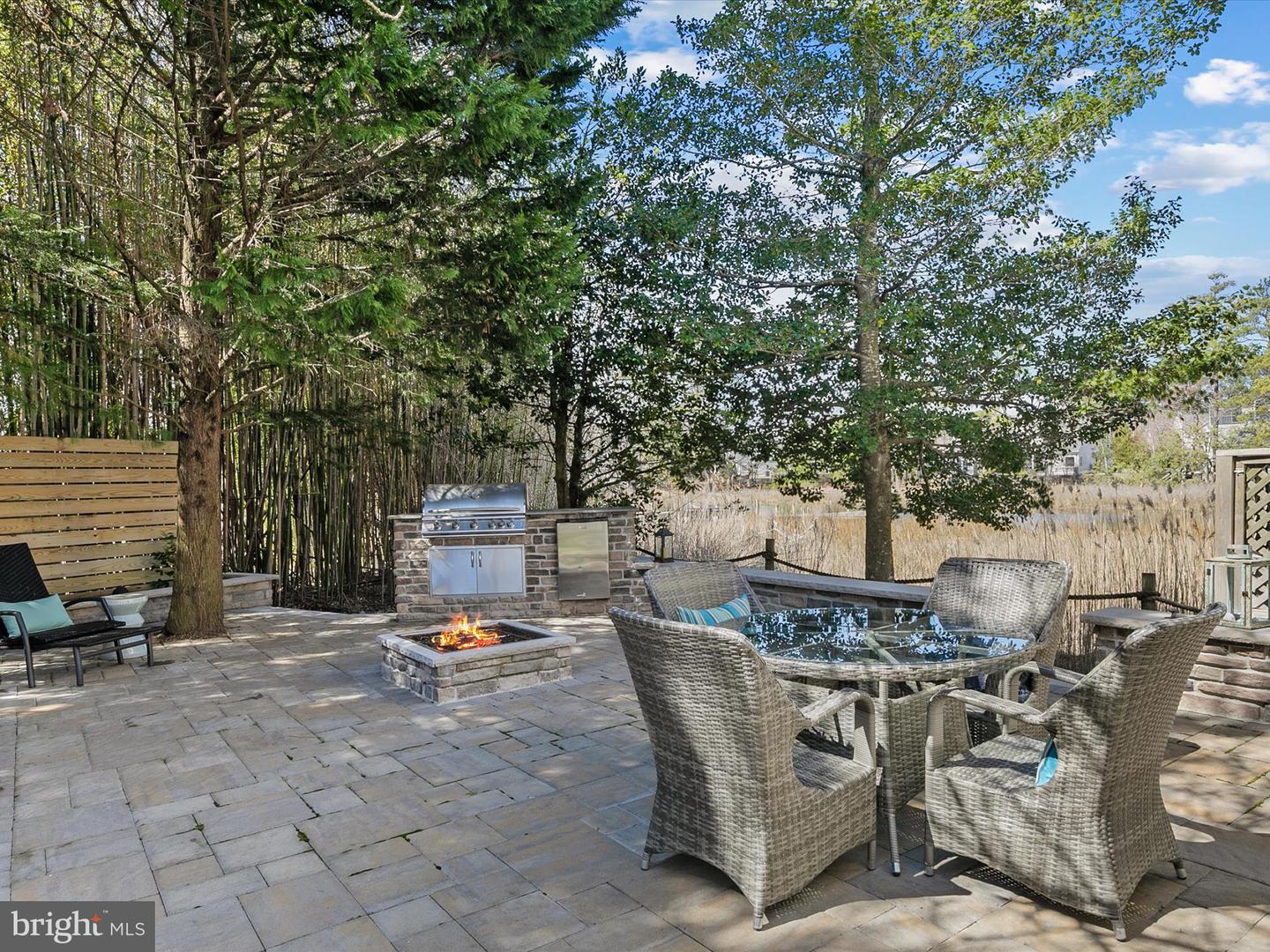 40 Hudson Ave Property Photo 69