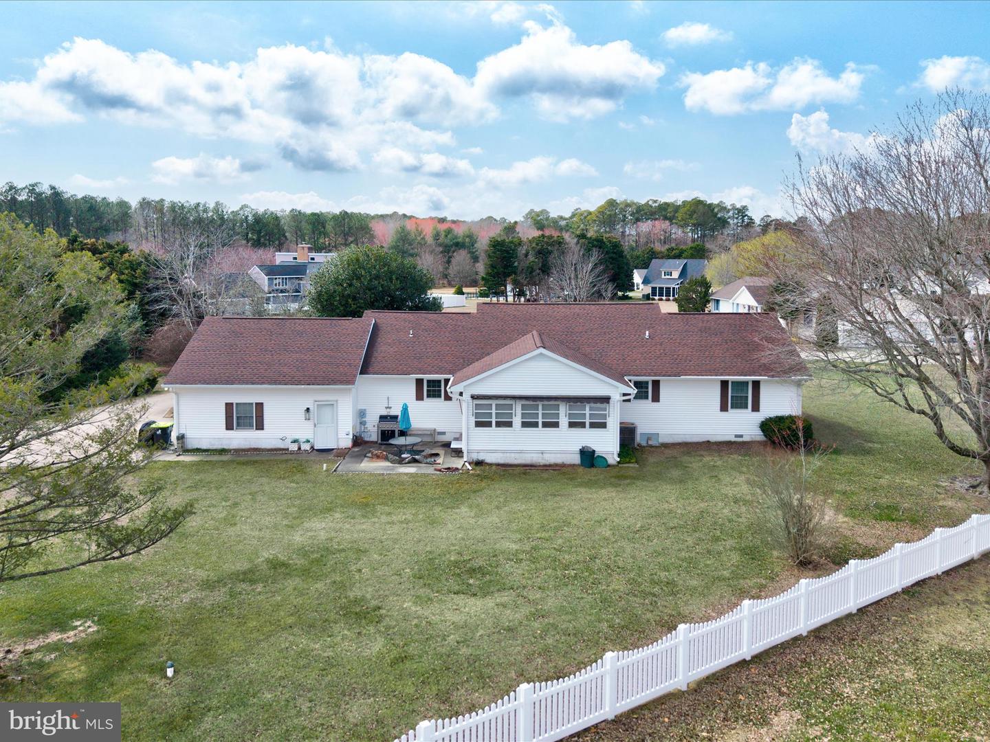 23839 Neptunes Ct Property Photo 6