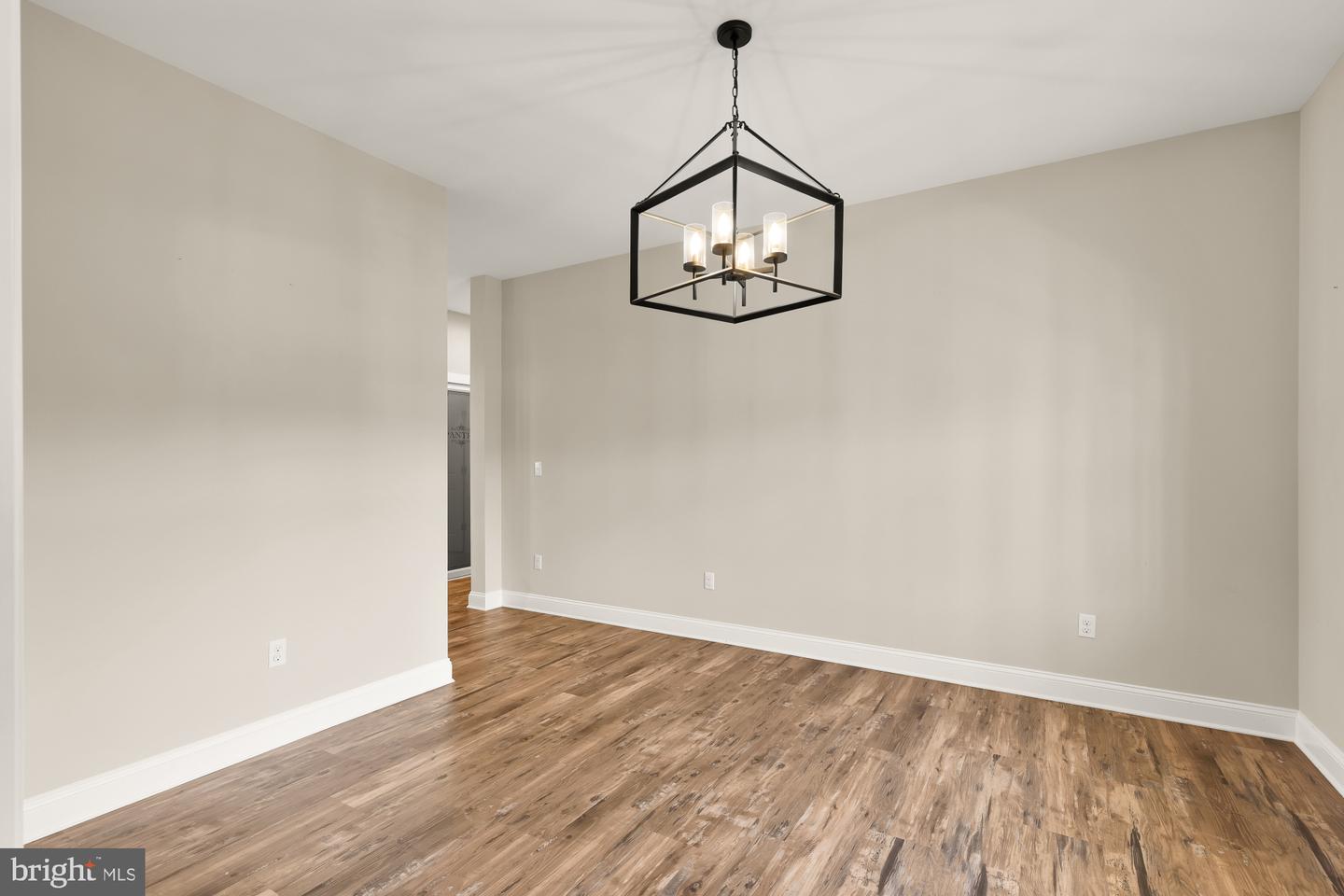 24027 Ingrams Dr Property Photo 7
