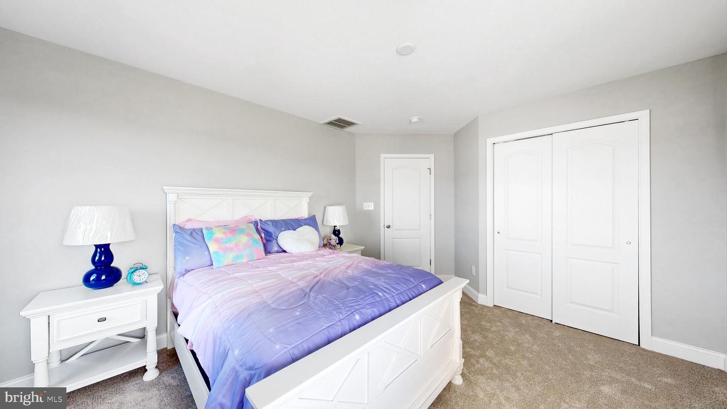 00002 Williams St Property Photo 32