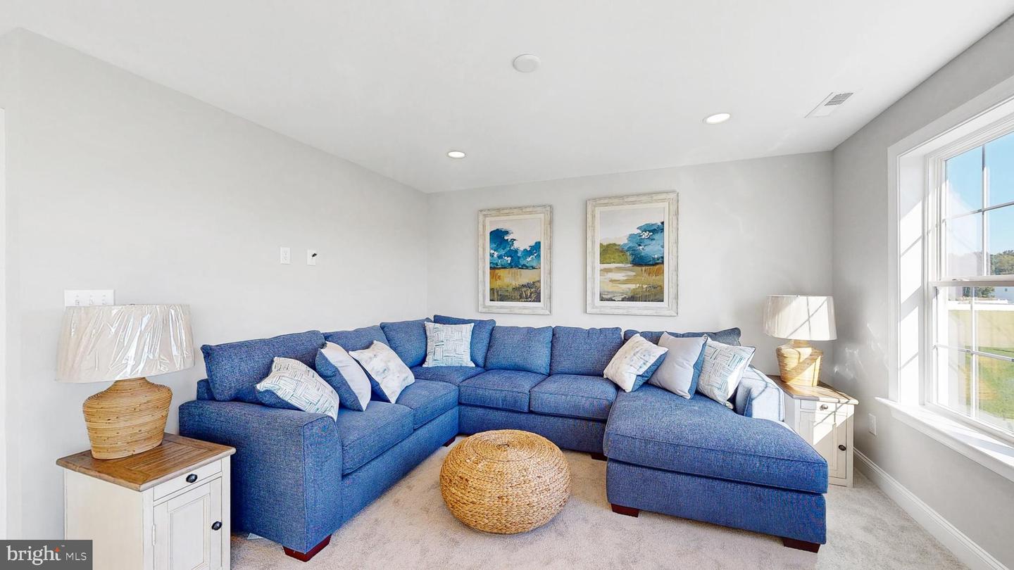 00002 Williams St Property Photo 38