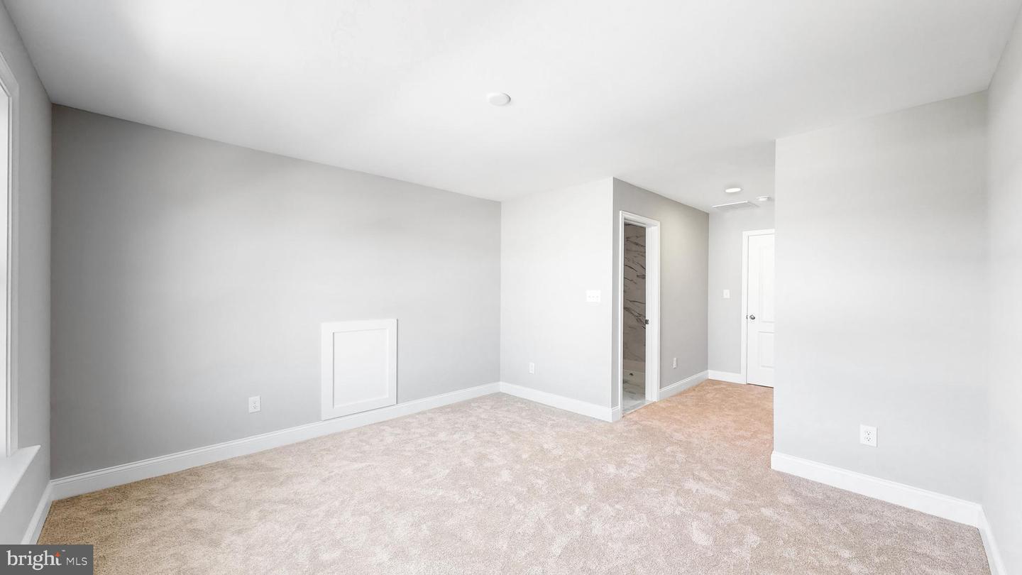 00002 Williams St Property Photo 43