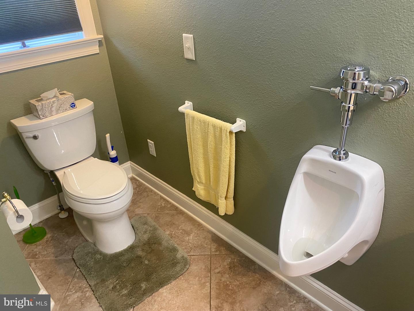 314 E 5th St Property Photo 17