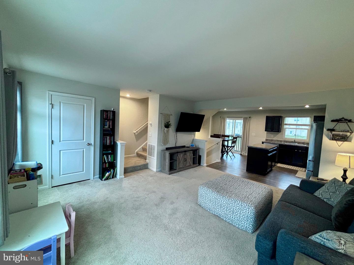 17692 Fieldstone Ave Property Photo 8