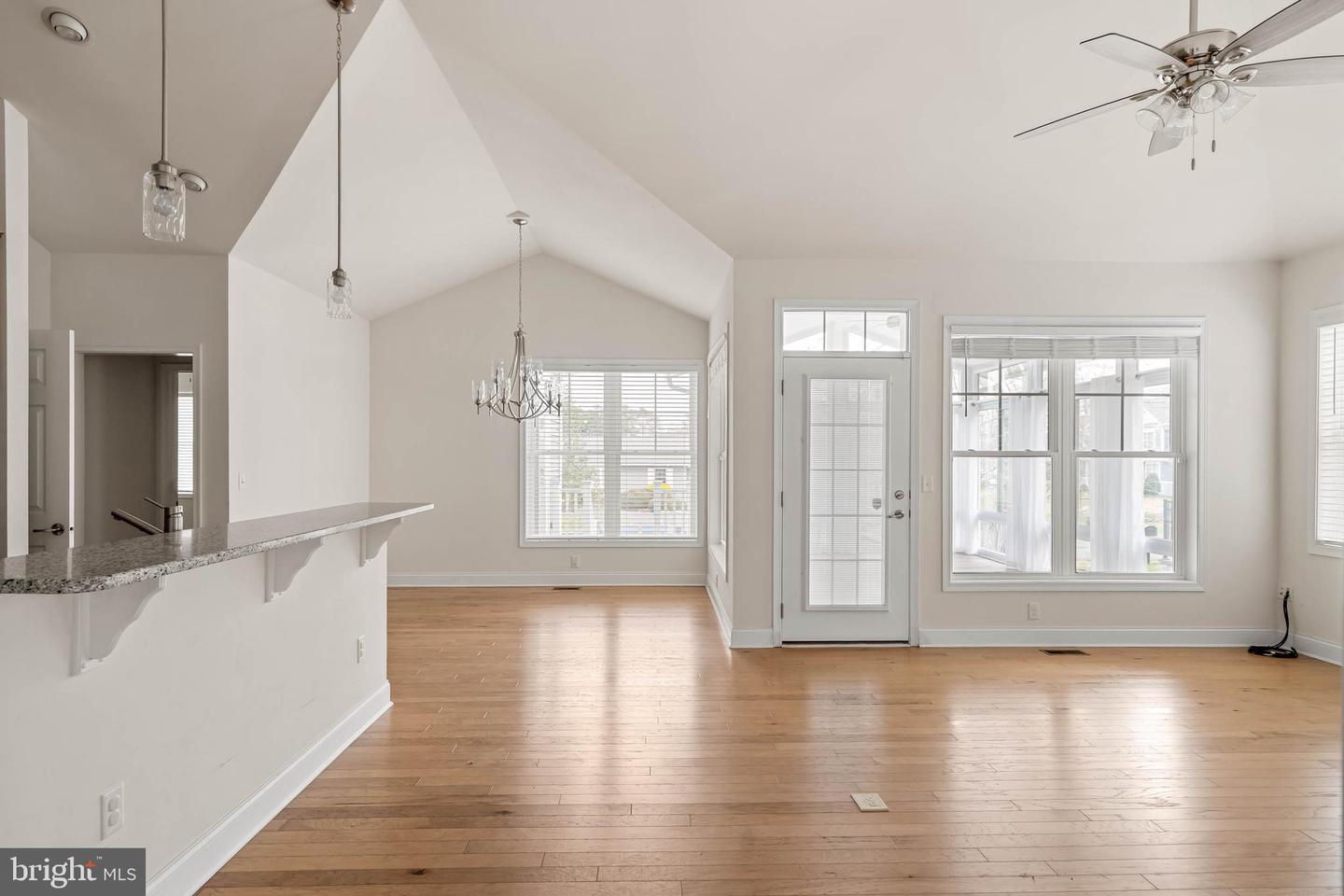 30683 Peaceful Ln Property Photo 3
