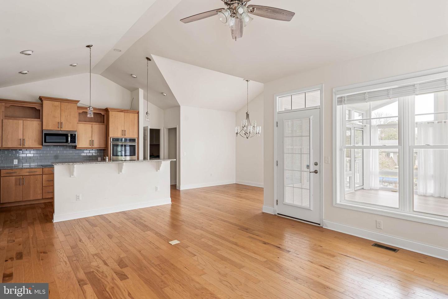 30683 Peaceful Ln Property Photo 7