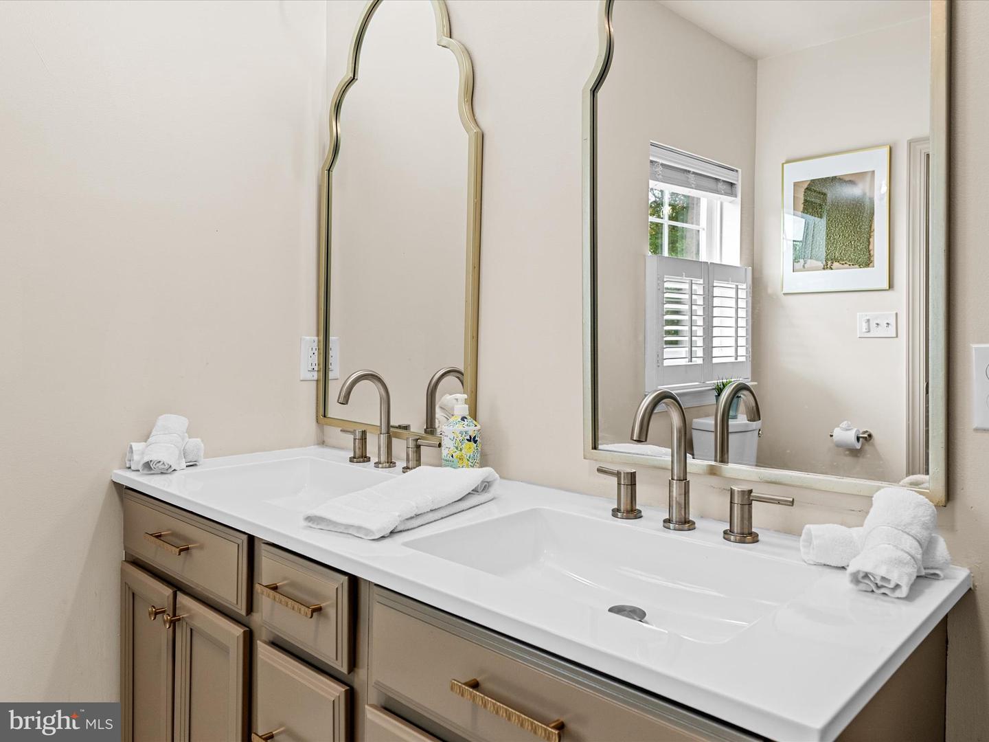 21543 Waterview Rd Property Photo 28
