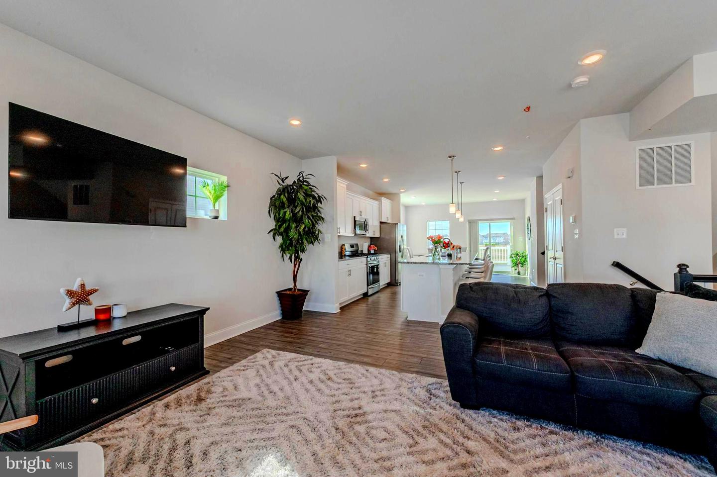 35262 Wright Way Property Photo 3