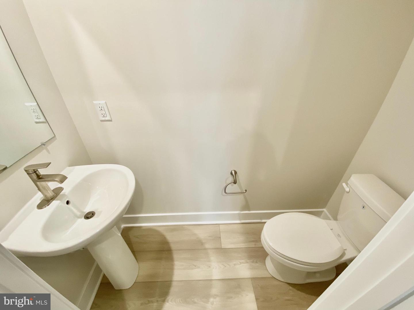29314 Oxford Dr Property Photo 5
