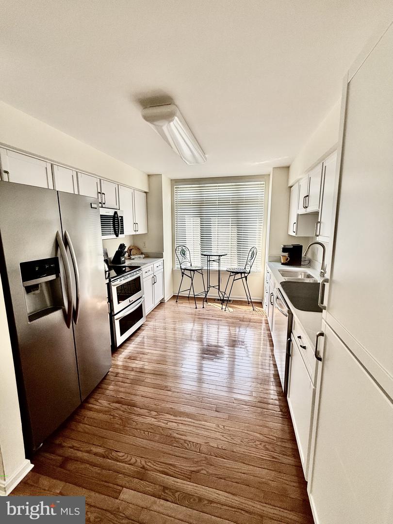 1 6th St #b Property Photo 6