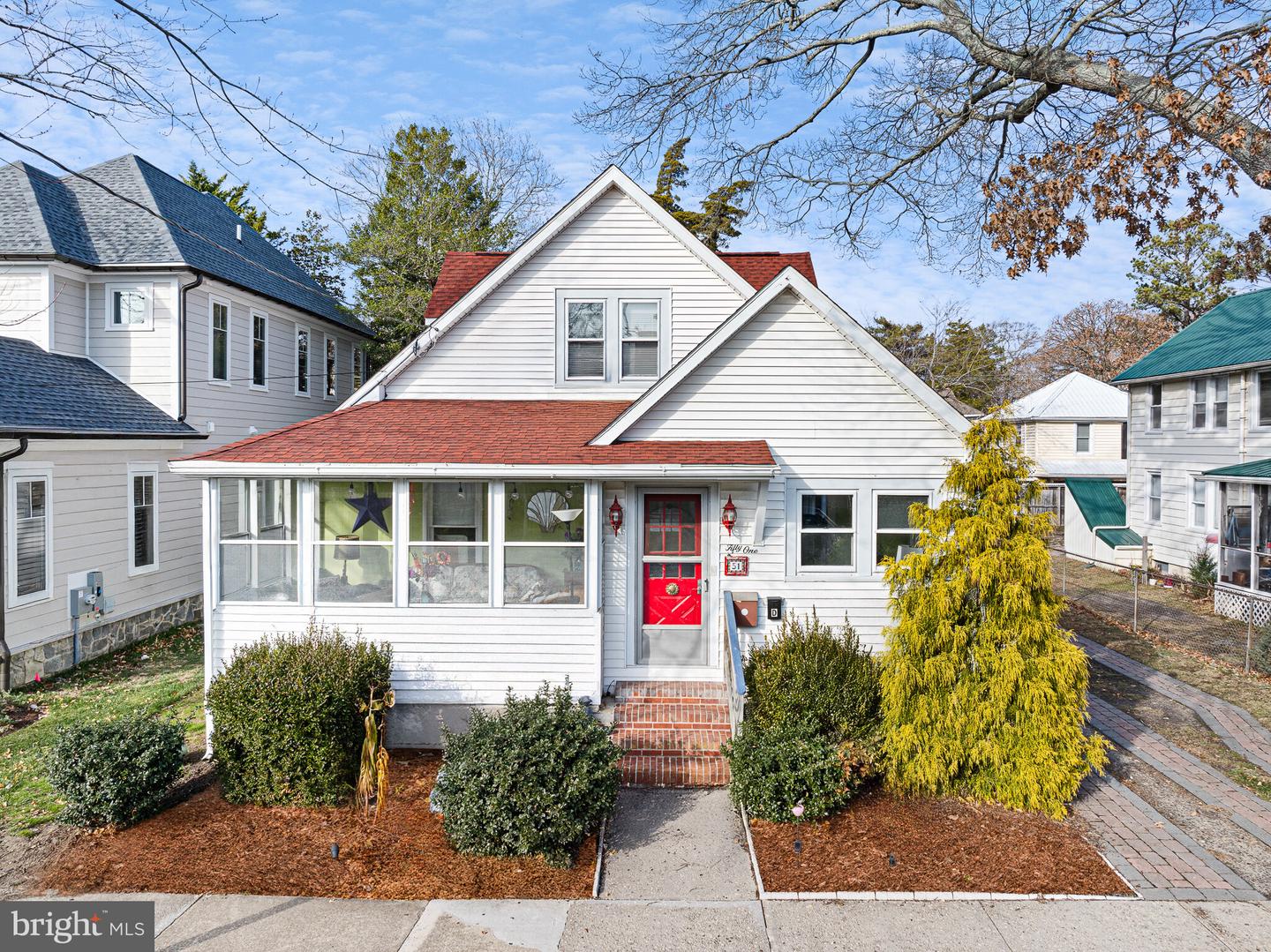 51 Maryland Ave Property Photo 1