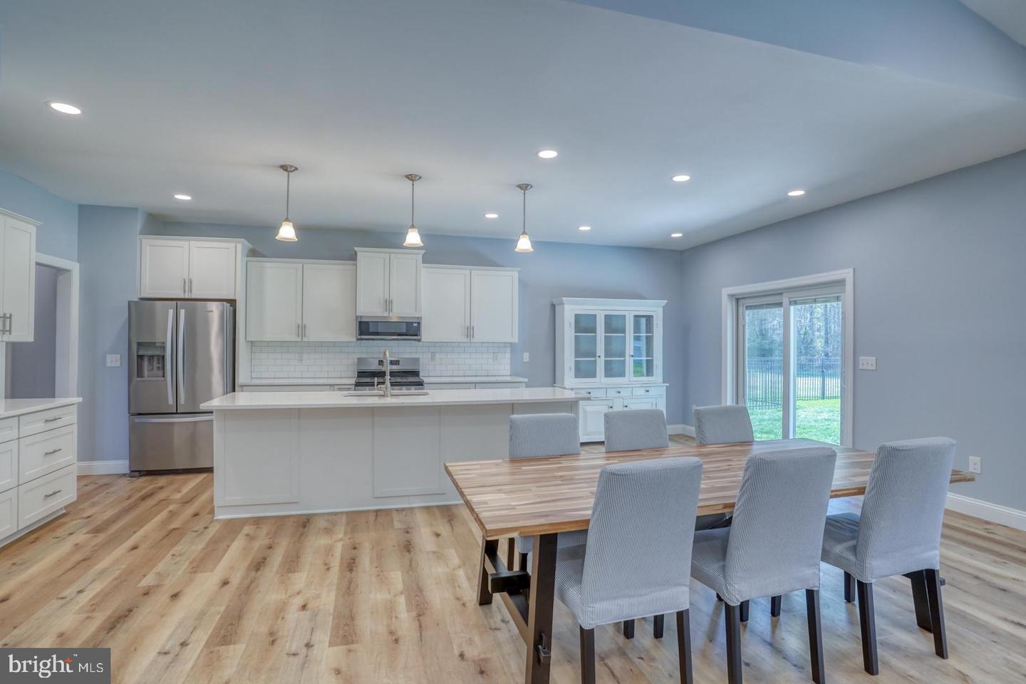 24953 Green Fern Dr Property Photo 10