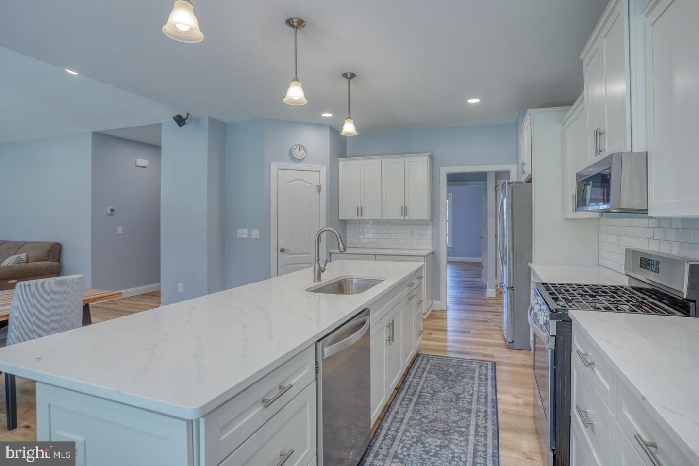 24953 Green Fern Dr Property Photo 13