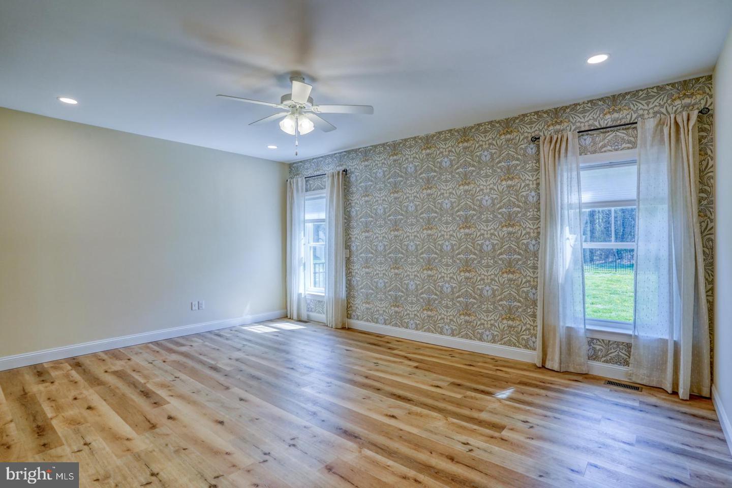 24953 Green Fern Dr Property Photo 24