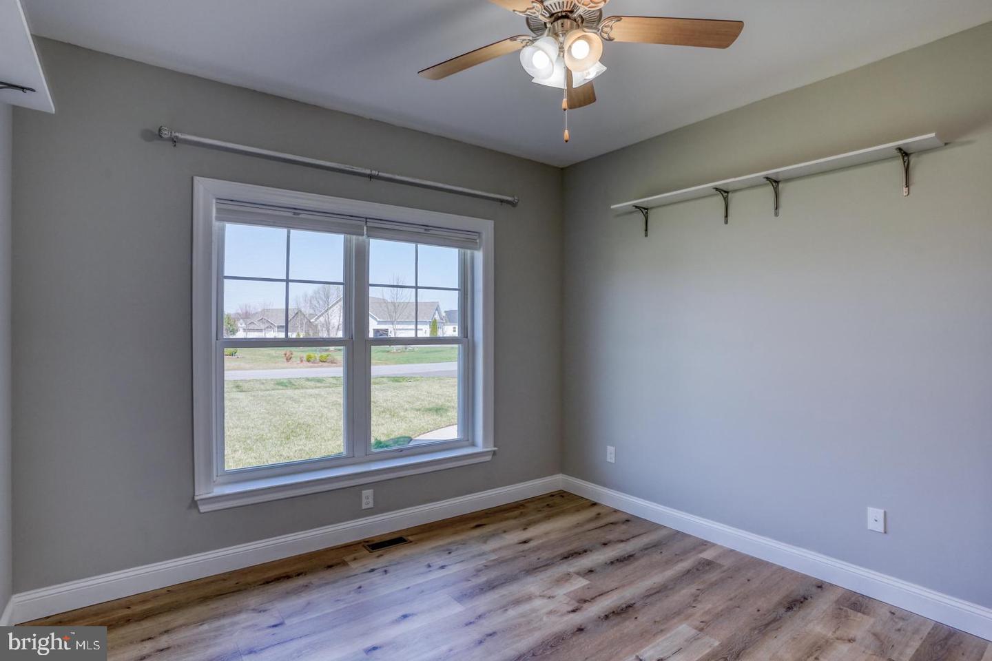 24953 Green Fern Dr Property Photo 33