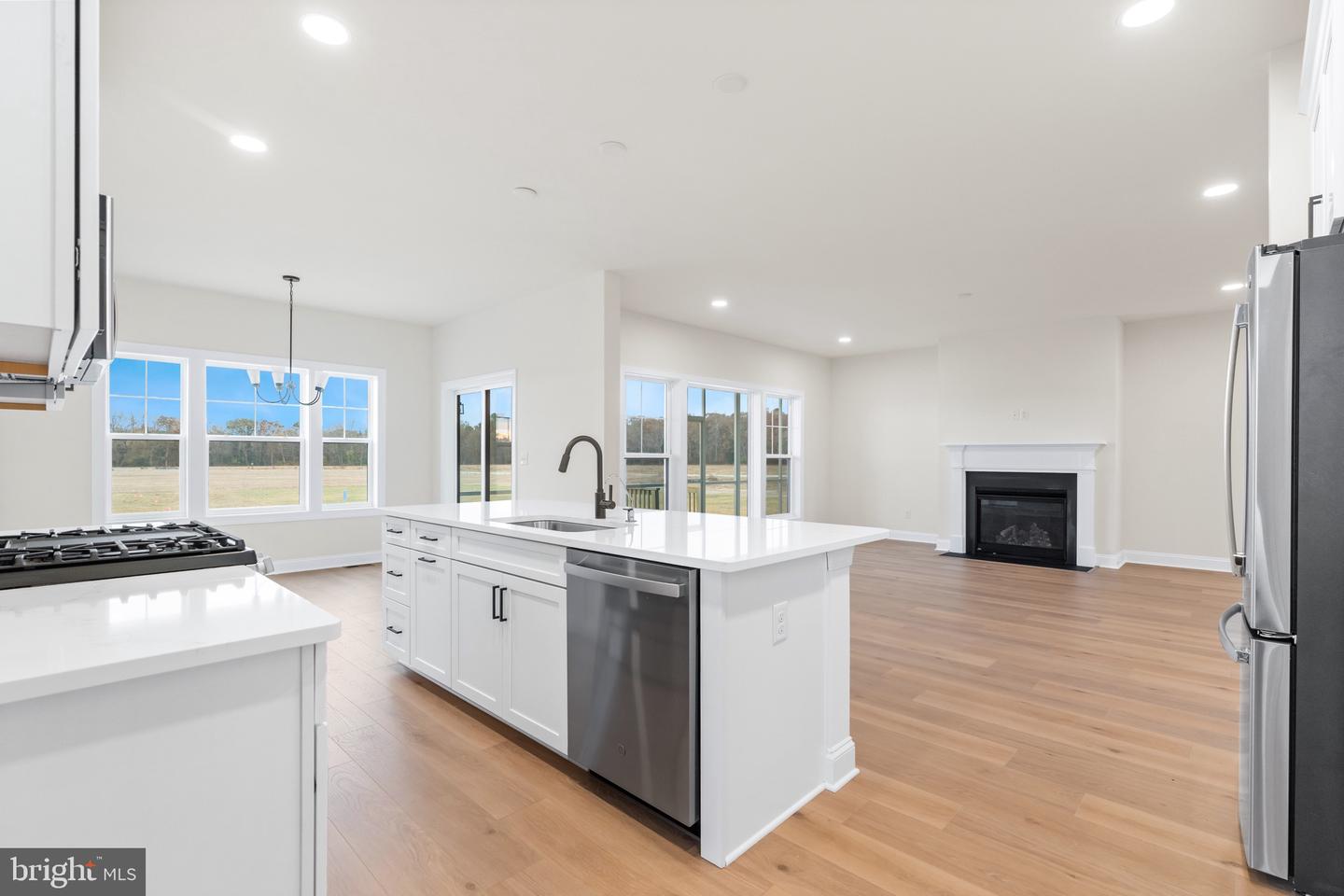 22388 Hummingbird Road Property Photo 11