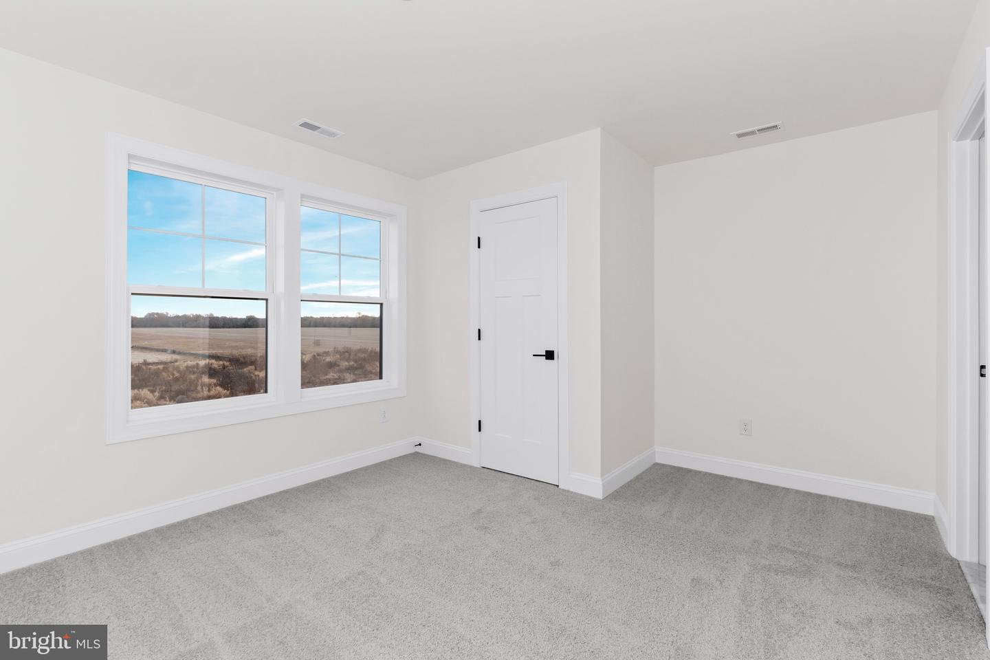 22388 Hummingbird Road Property Photo 15