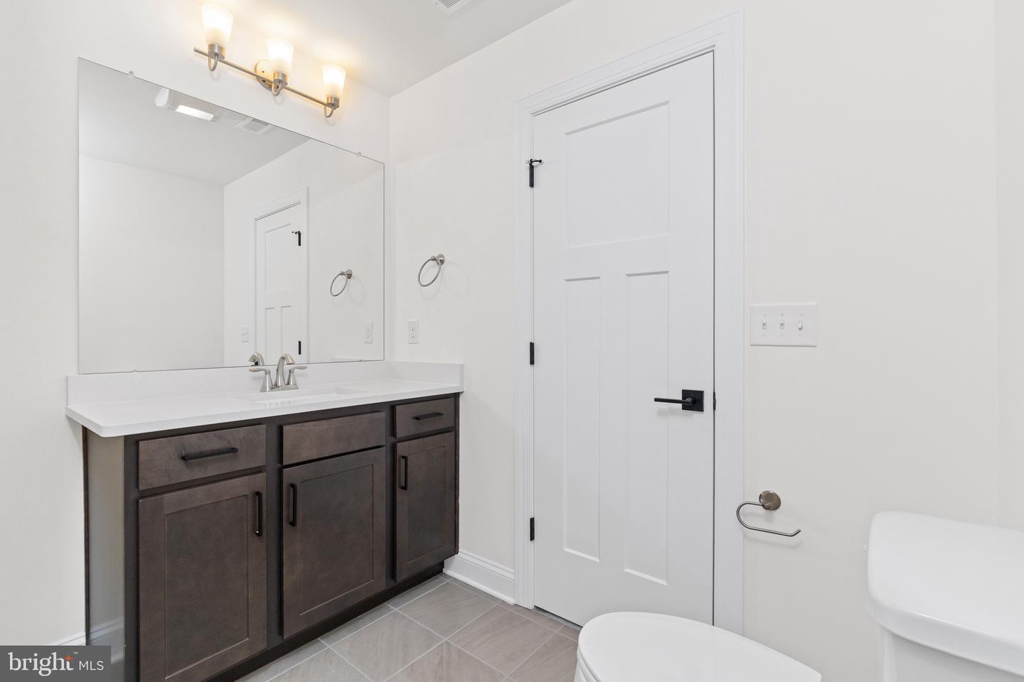 22388 Hummingbird Road Property Photo 17