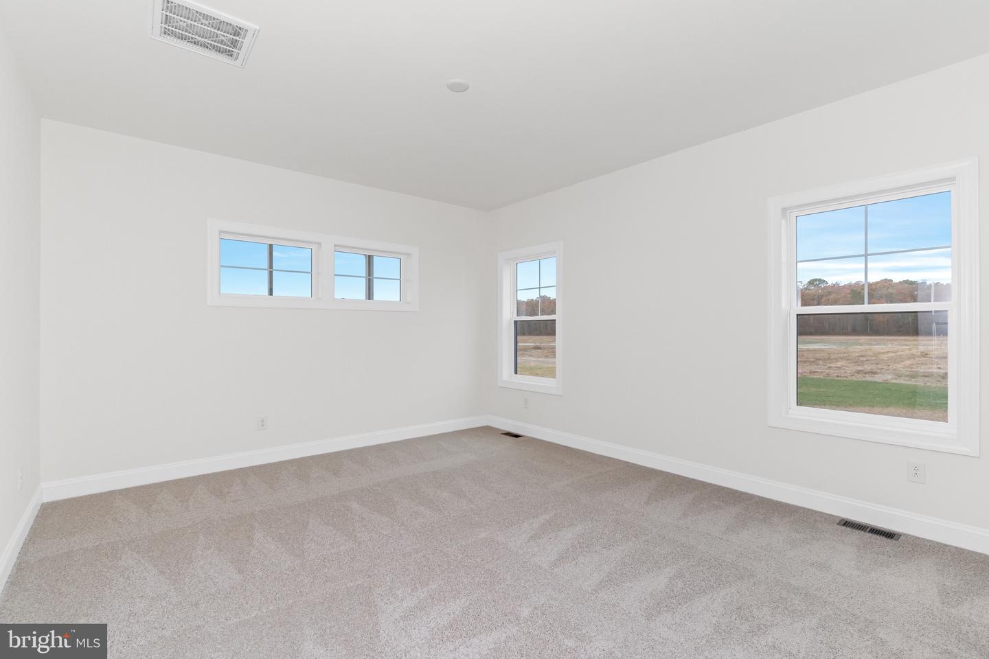22388 Hummingbird Road Property Photo 28