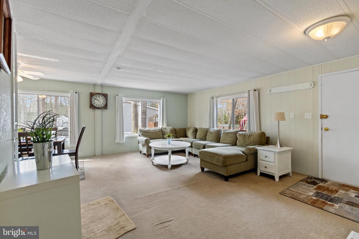 25818 Autumn Rd Property Photo 7