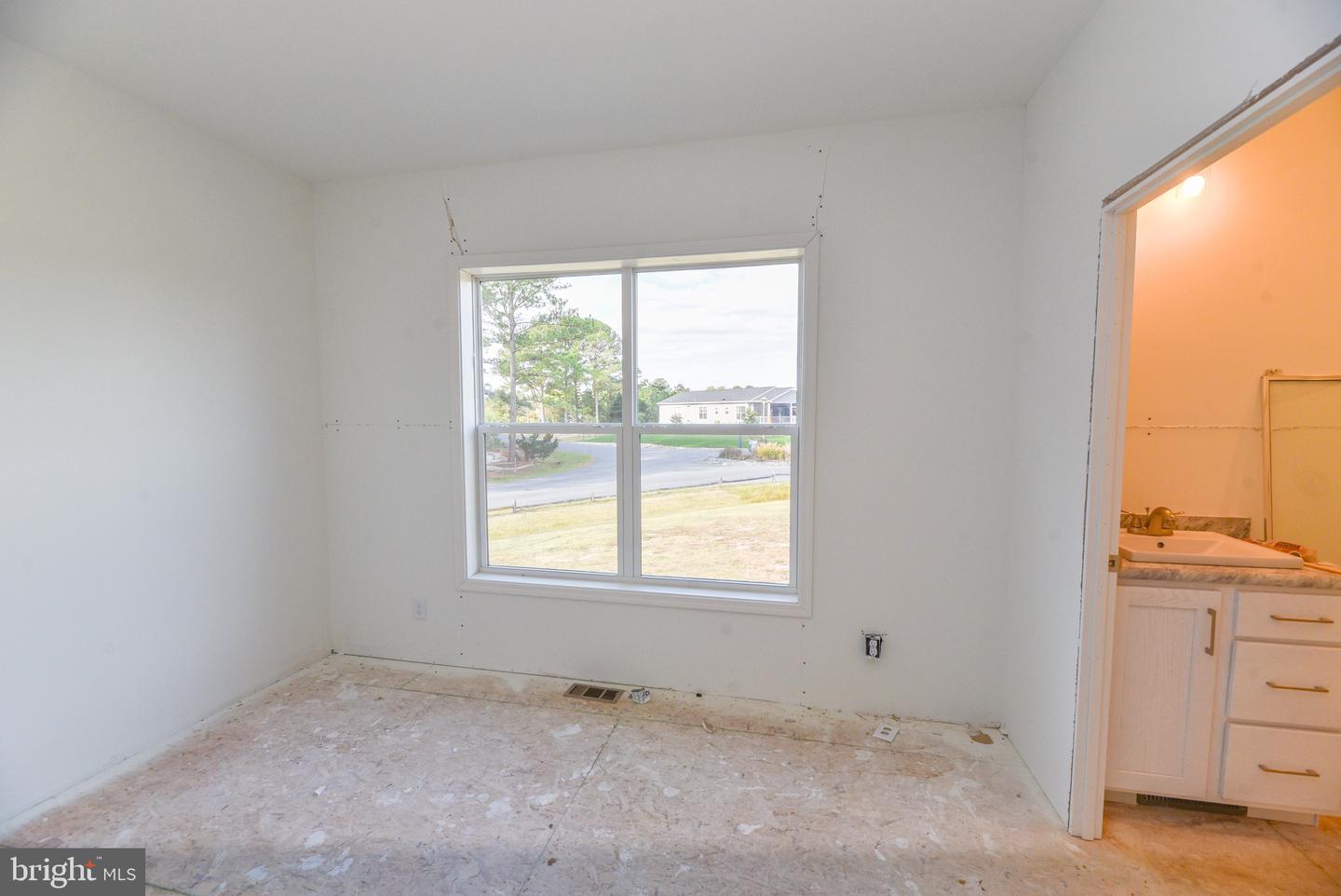 26350 Pine Cone Dr #62 Property Photo 16