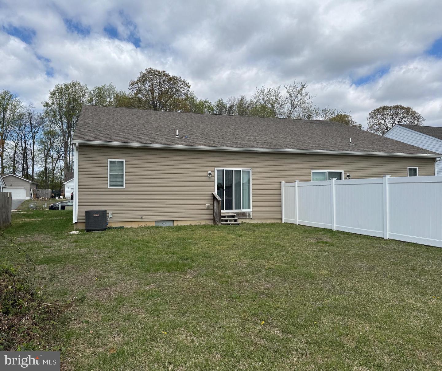 608 Beechwood Ave Property Photo 12